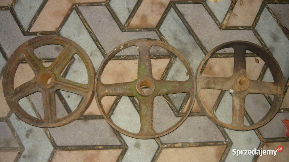Koła metalowe stare koło żeliwne żelazne Rolnictwo Sokółka