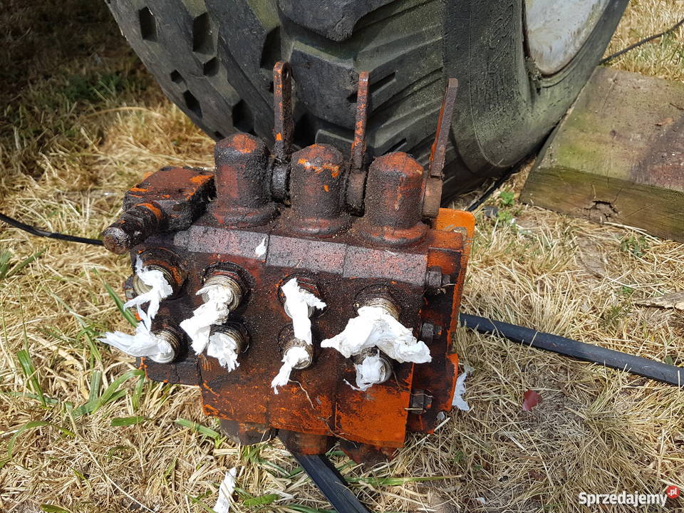 Cyklop Unhz 750 POMPY ROZDZIELACZE ŁYŻKA wielkopolskie Wielka Wieś sprzedam