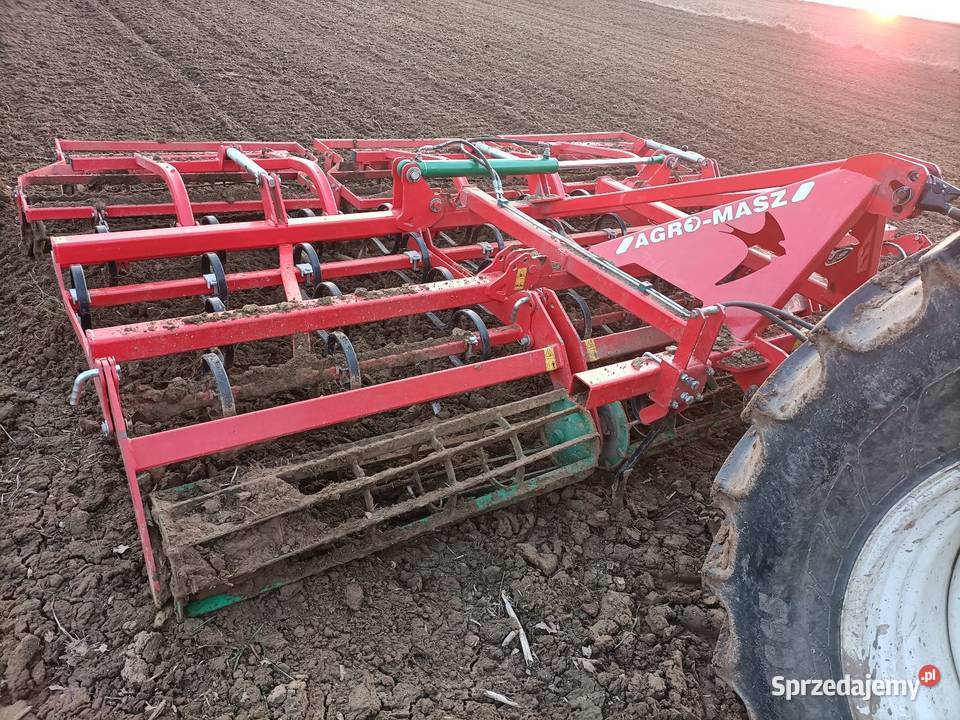 Agregat uprawowy Agro Masz 42m składany