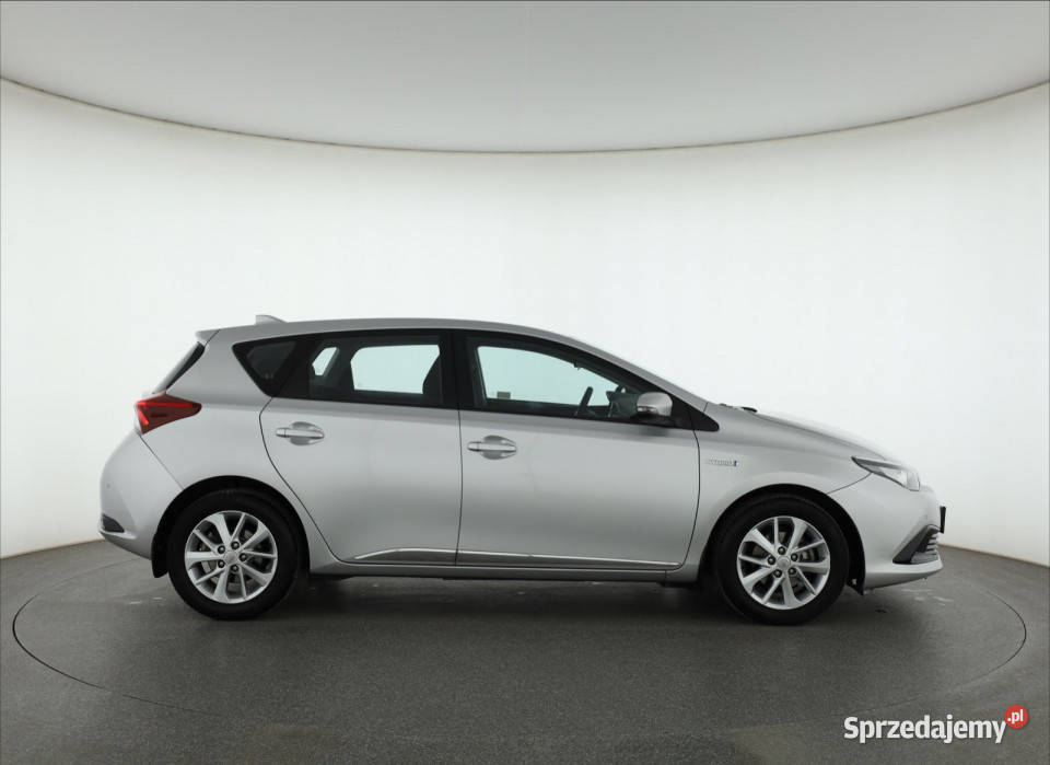 Toyota Auris Hybrid 100KM Piaseczno