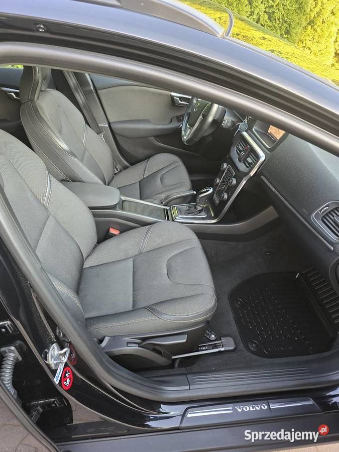 Volvo v40 D3 Cross Country Przasnysz