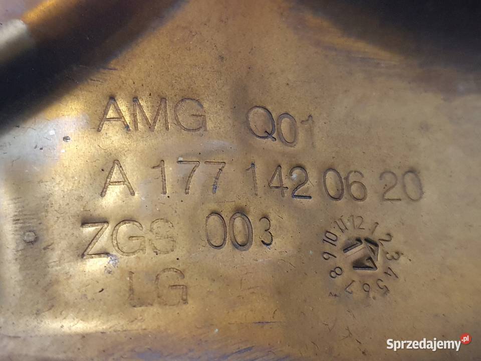 OSŁONA TERMICZNA Mercedes W213 E63 AMG 40 V8 osobowe