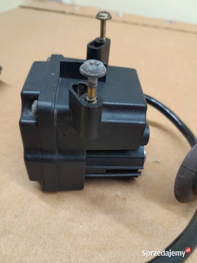 Mercedes W210 czujnik temperatury 210 830 01 72 osobowe łódzkie Tomaszów Mazowiecki