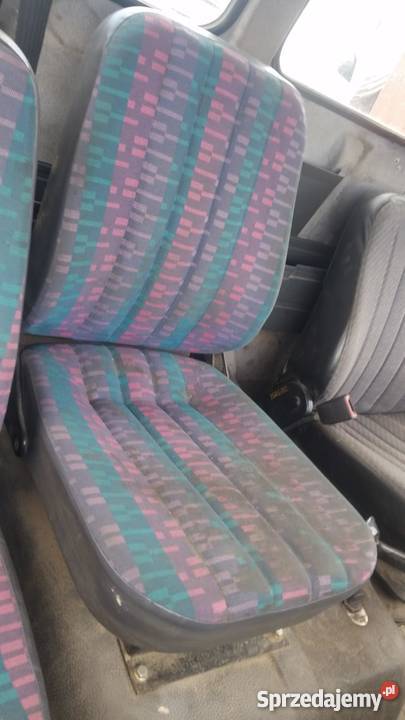 FOTEL ŚRODKOWY PASAŻERA MERCEDES 81481711171317 Rzędowice sprzedam