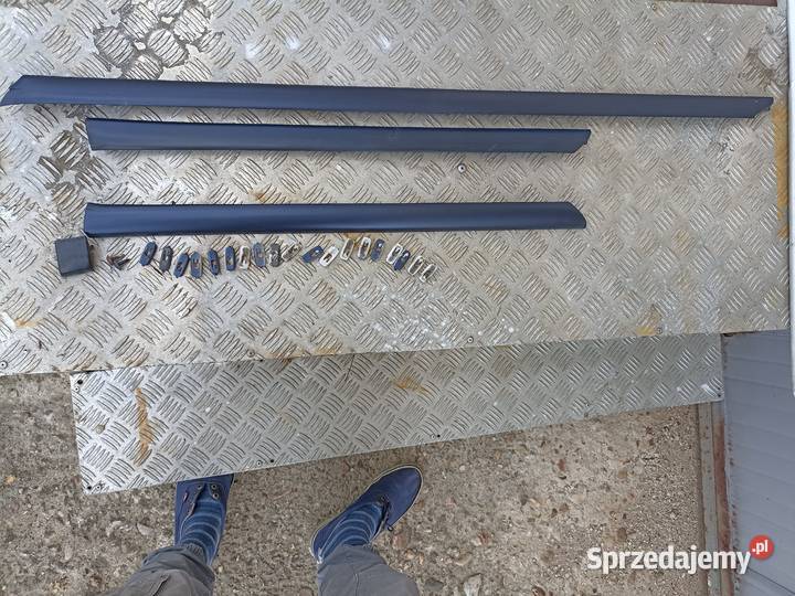 listwa listwy drzwi dolna drzwiowa Audi A4 B5 mazowieckie Wilga