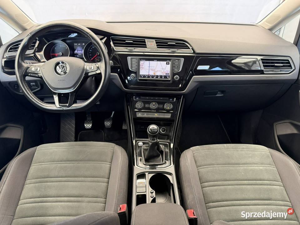 Volkswagen Touran 16TDI 110 2016r Highline ACC wielofunkcyjna kierownica