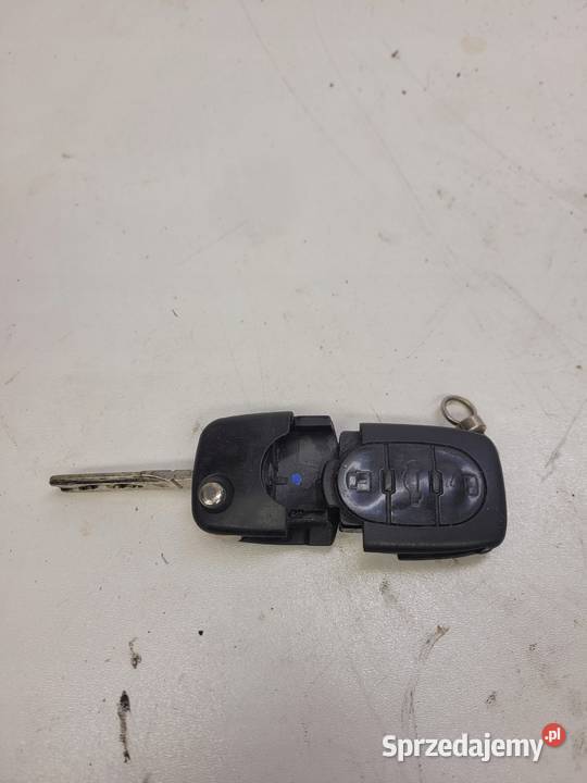 KLUCZYK PILOT SCYZORYK AUDI A3 A4 A6 4D0837231N Przystajń