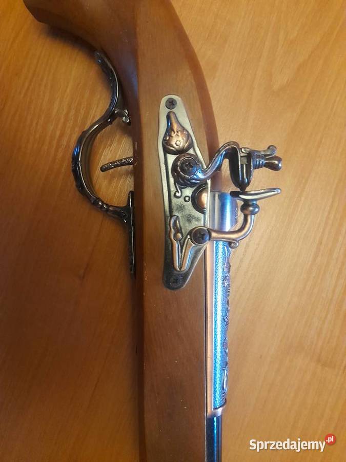 Figurka Pistolet dekoracja atrapa sprzedam