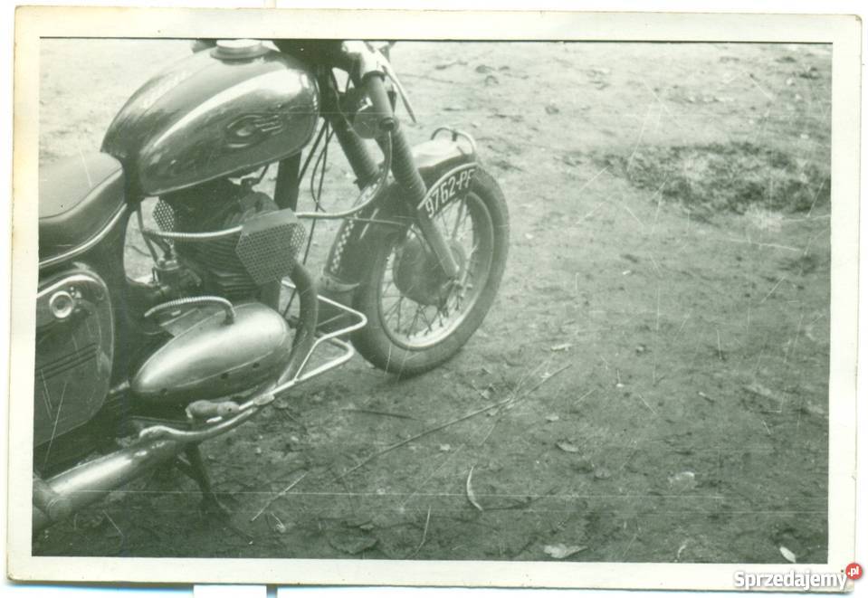 Zdjęcie fotografia Motocykl Motor Jawa 3 tablica Ostrów Wielkopolski