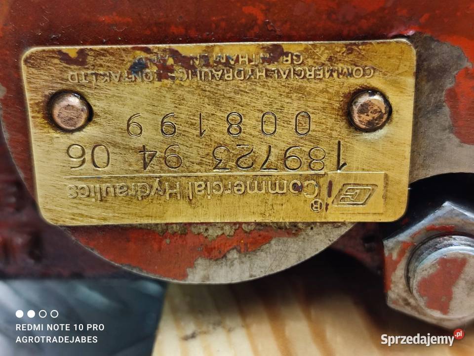 Rozdzielacz hydrauliczny 189723 Manitou MLT 626 sprzedam