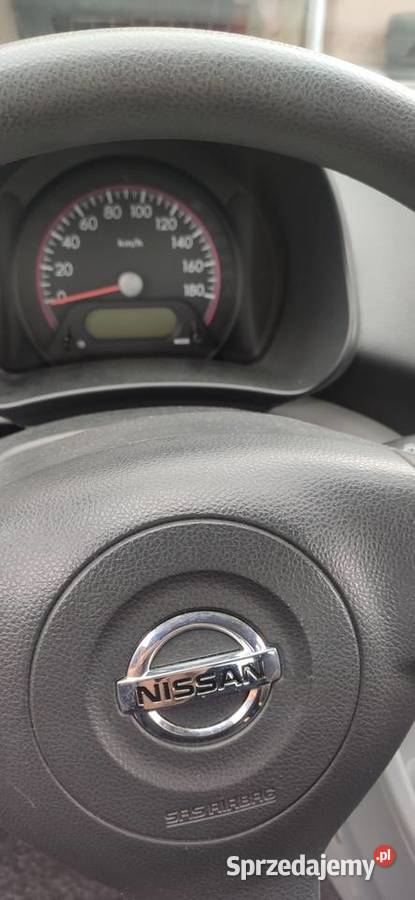 Ekonomiczny zwinny samochód marki Nissan Łańcut