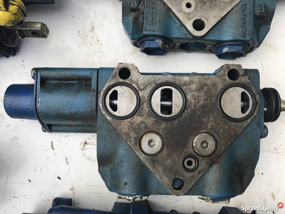 Sekcje rozdzielacza Rexroth JCB 3CX 4CX Kosakowo