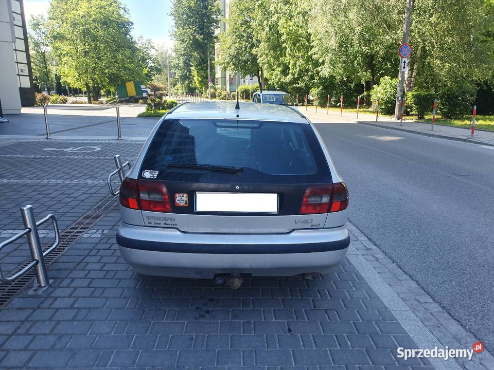 Blenda tylnej klapy Volvo v40 9600