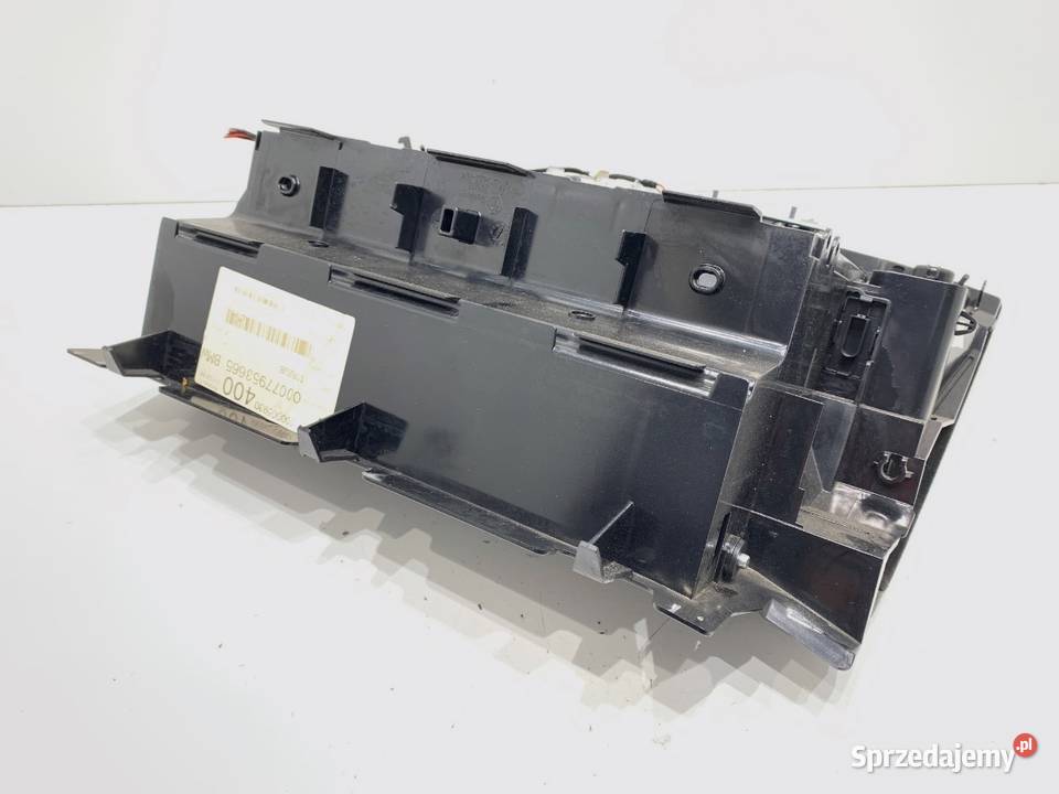 SCHOWEK BMW E83 Hatchback 0311 PÓŁKA WNĘKA sprzedam