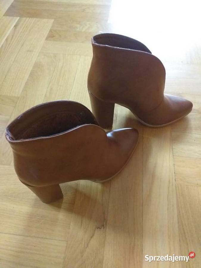 Botki z wycięciem małopolskie Lipnik