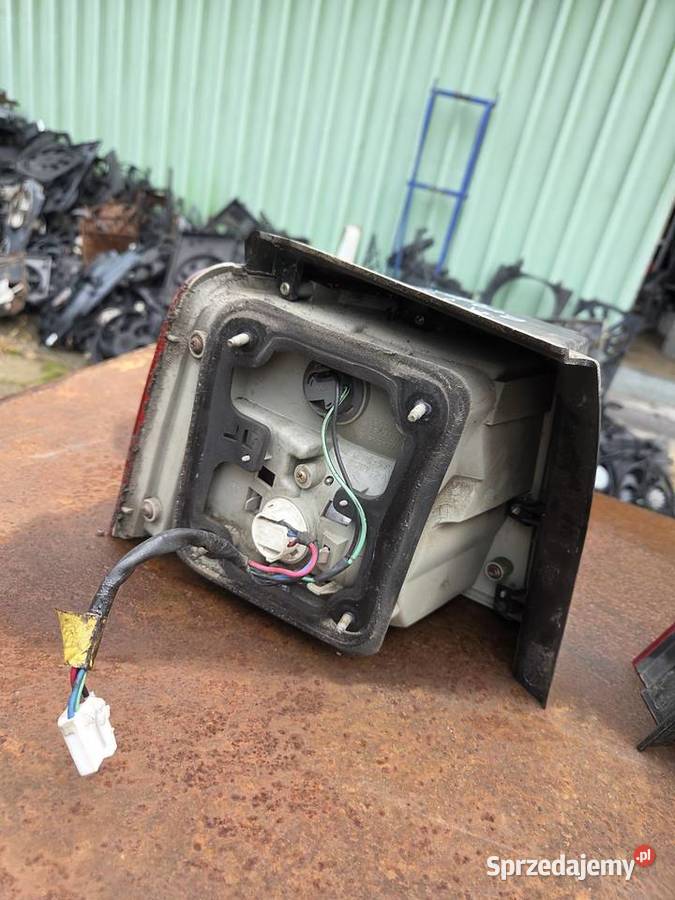 Lampy tylne Kia carens 1 Motoryzacja Łagów sprzedam