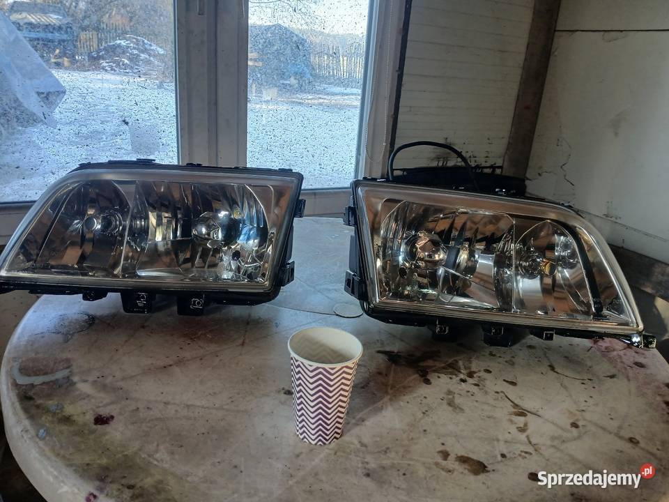 Lampy przód Mercedes W202 Klasa C Łask