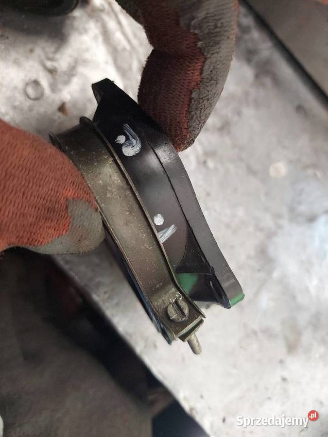 Suzuki GSX 550 króćce ssące dolot dolotowe Jelenia Góra