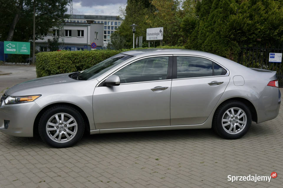 Honda Accord salon Polska niski przebieg elektryczne lusterka Warszawa