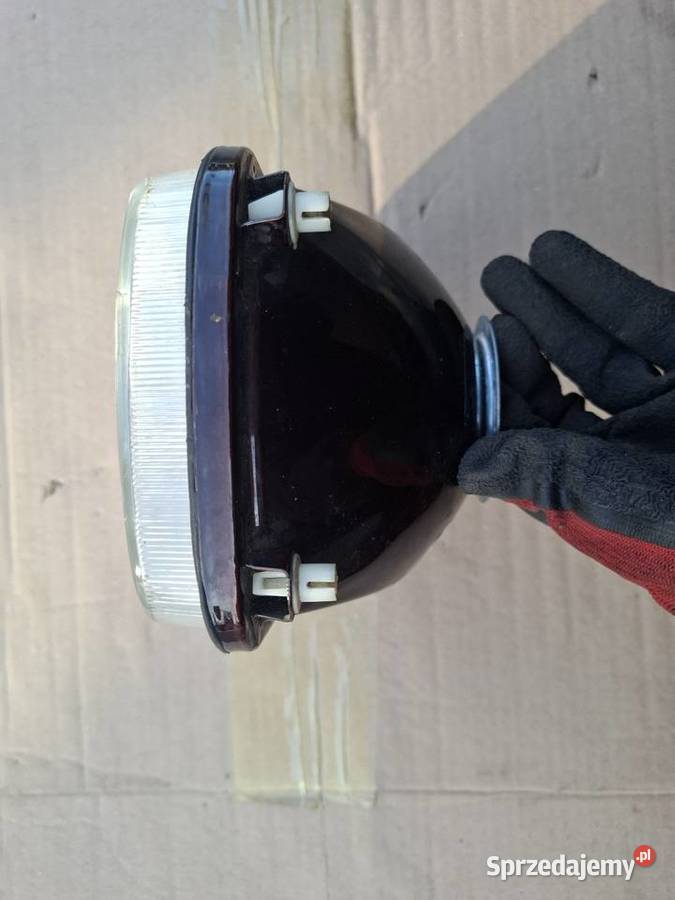 Lampa przód przedni reflektor Fiat 126p Maluch uniwersalne Strzelce Opolskie