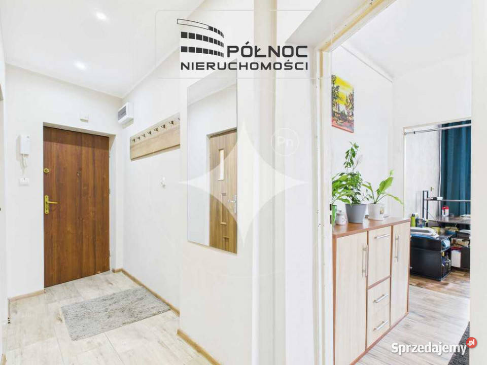 CENTRUM Ełku Kościuszki 8 III piętro 3 pokoje oddzielna kuchnia Ełk