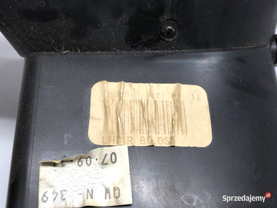 KRATKA NAWIEWU PRAWY PRZÓD RENAULT MEGANE III Kratki nawiewu