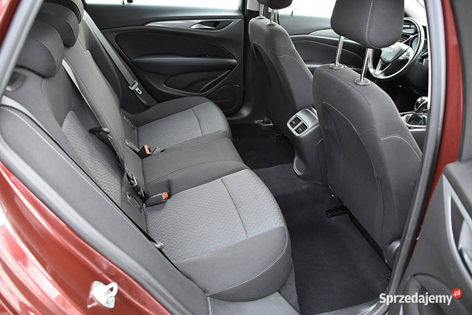 Opel Insignia 15T Benzyna Navi Led Gwarancja B relingi dachowe Nowe Kucice