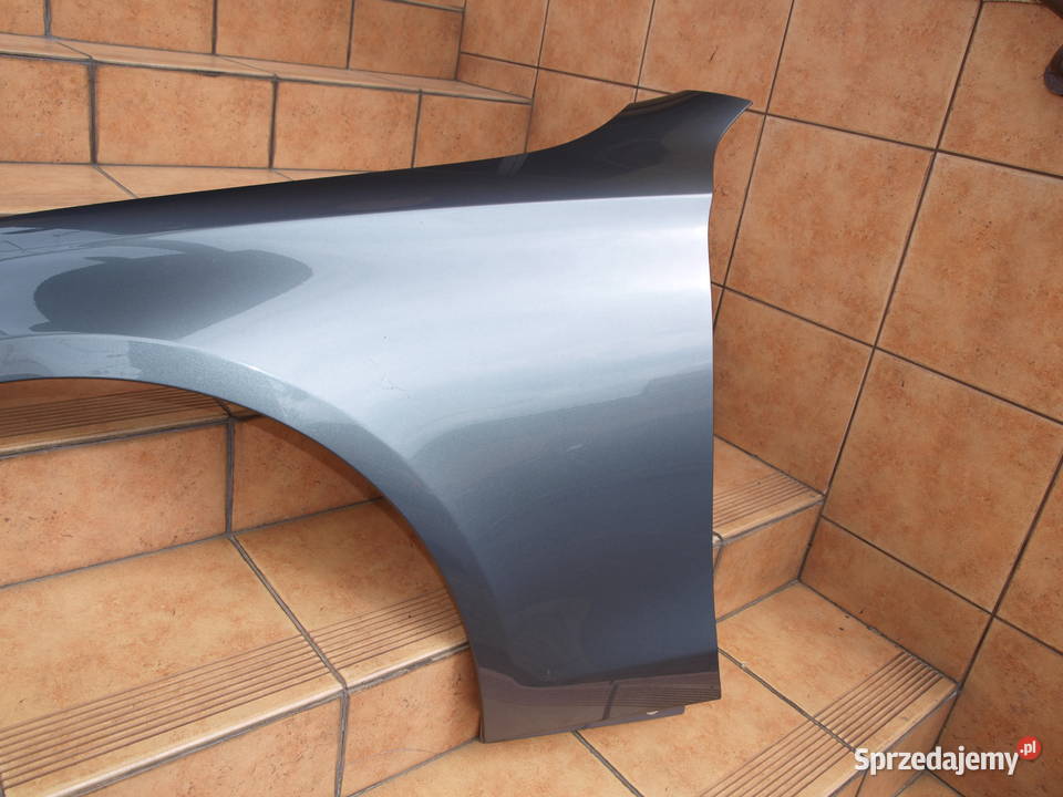 Mercedes E klasa W213 błotnik lewy przód 2016