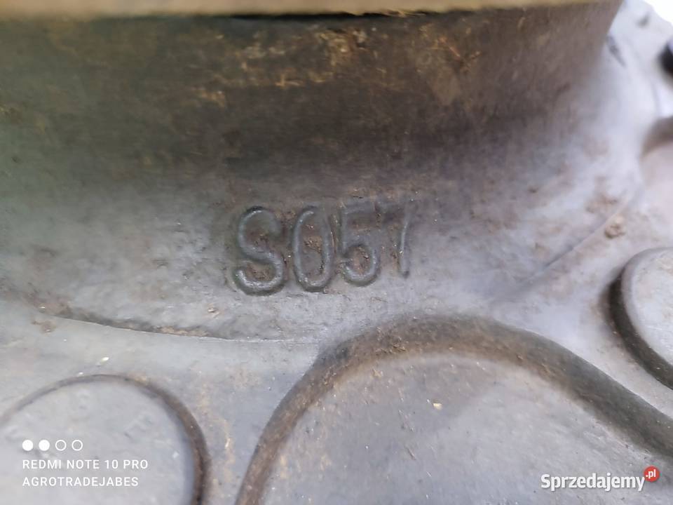 Zwolnica Zwrotnica Półoś Piasta 1120611061 DANA