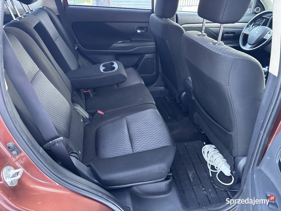 Mitsubishi outlander krajowy bezwypadkowy Dąbrowa Górnicza