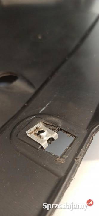 AUDI Q5 OSŁONA PODWOZIA LEWY TYŁ 8R0825219B Podszybia