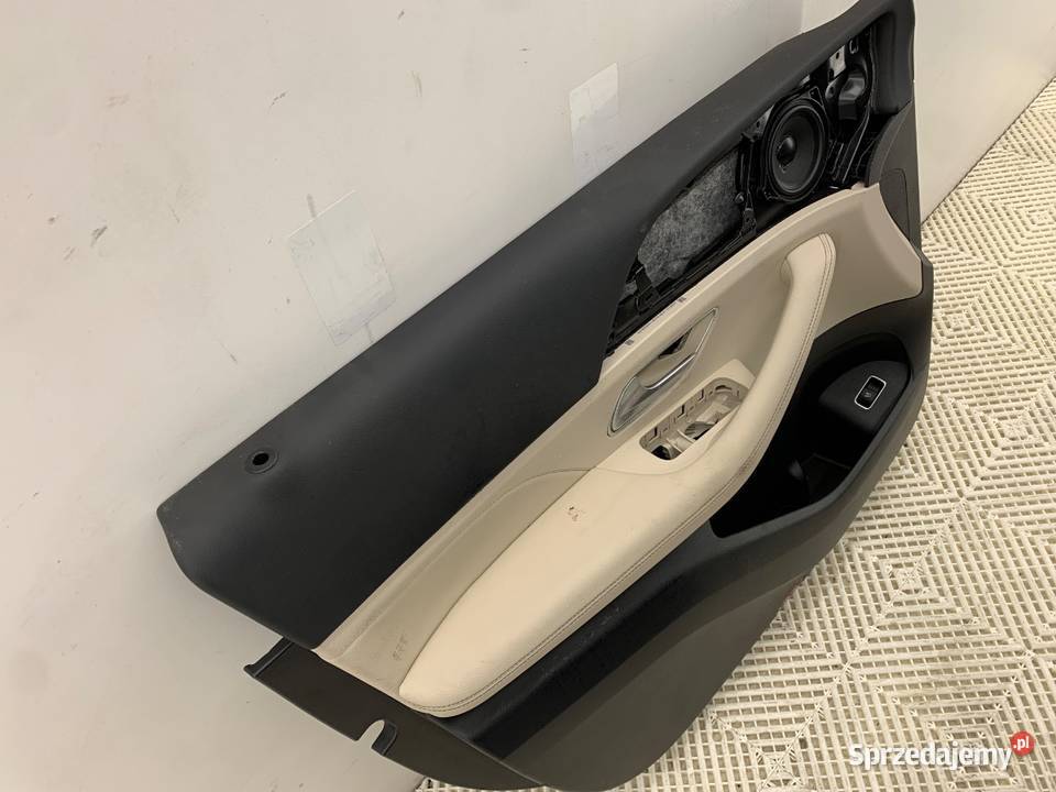 BOCZEK DRZWI LEWY PRZÓD MERCEDES GLE SUV