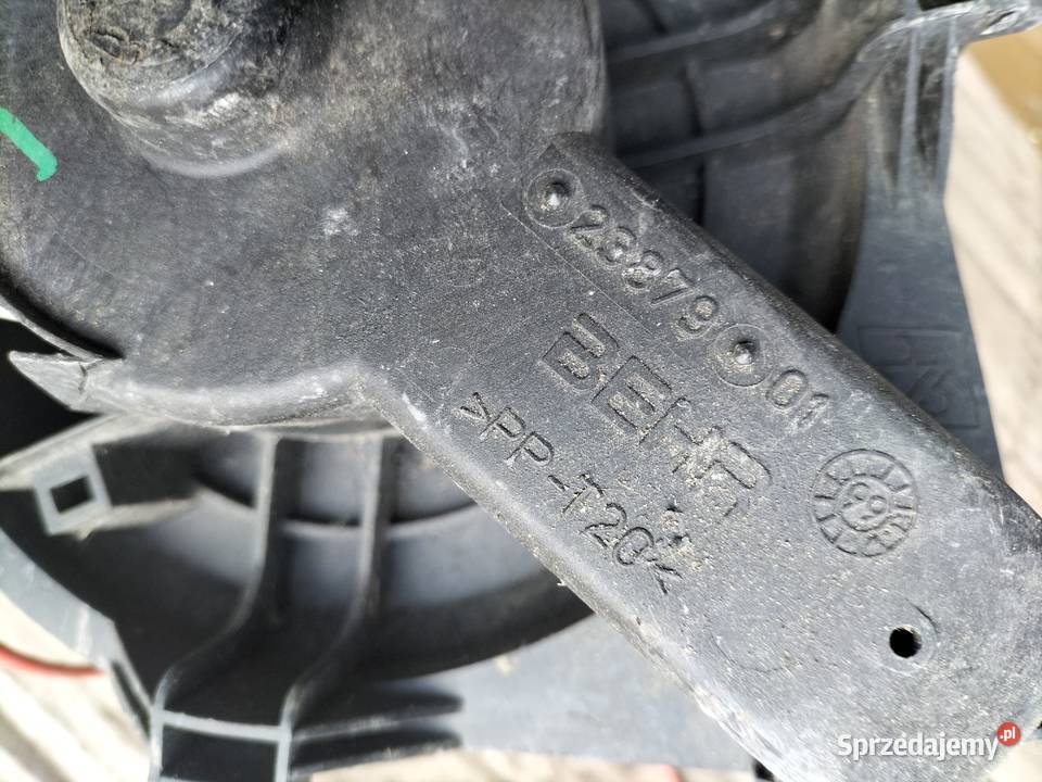 WENTYLATOR DMUCHAWA LAGUNA I LIFT 2387901 osobowe Wyposażenie wnętrza Wyposażenie wnętrza Kamień-Kolonia