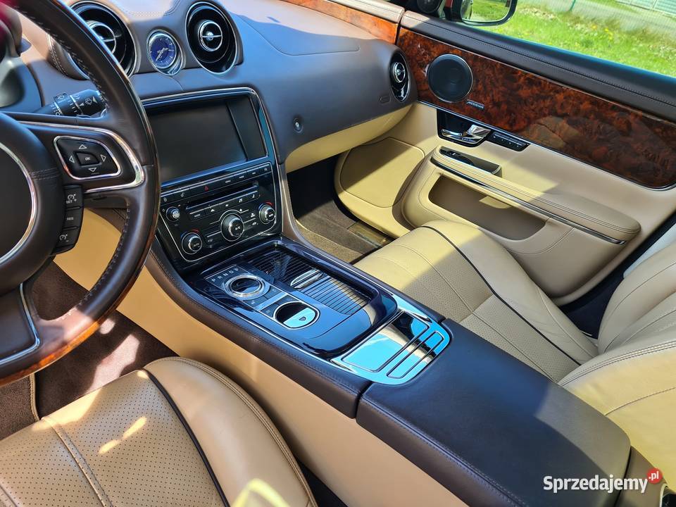 Jaguar XJL 30 benzyna 340 AWD Long 2995cm3 Olsztyn