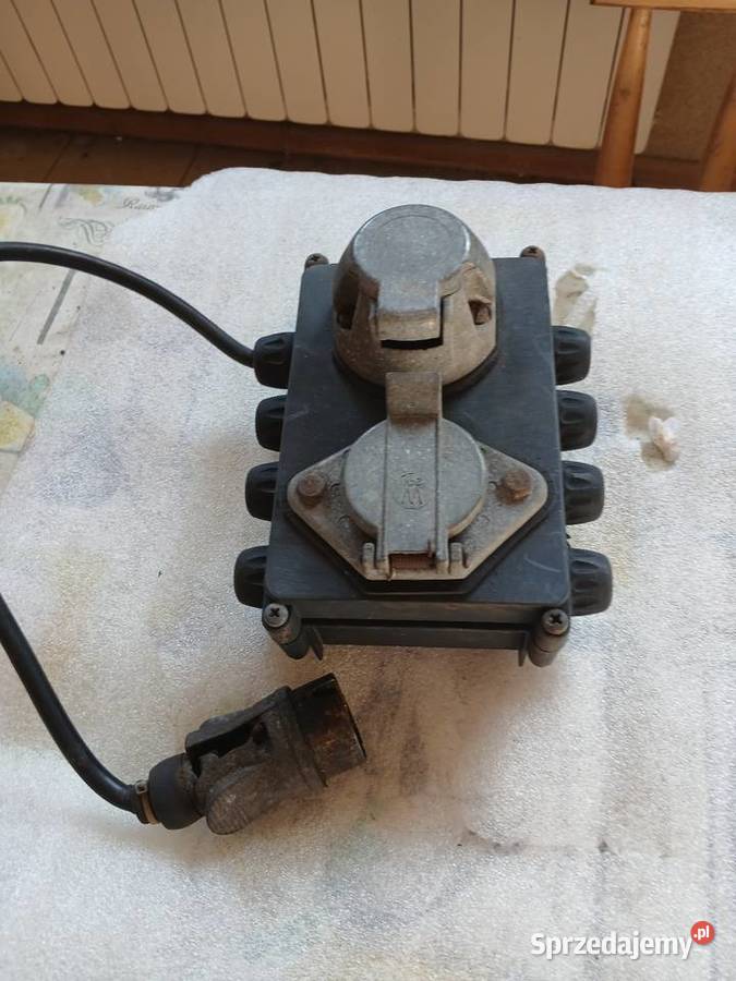 Przejściówka gniazda 1224V 7 pinów do przyczepy Pozostałe Łódź