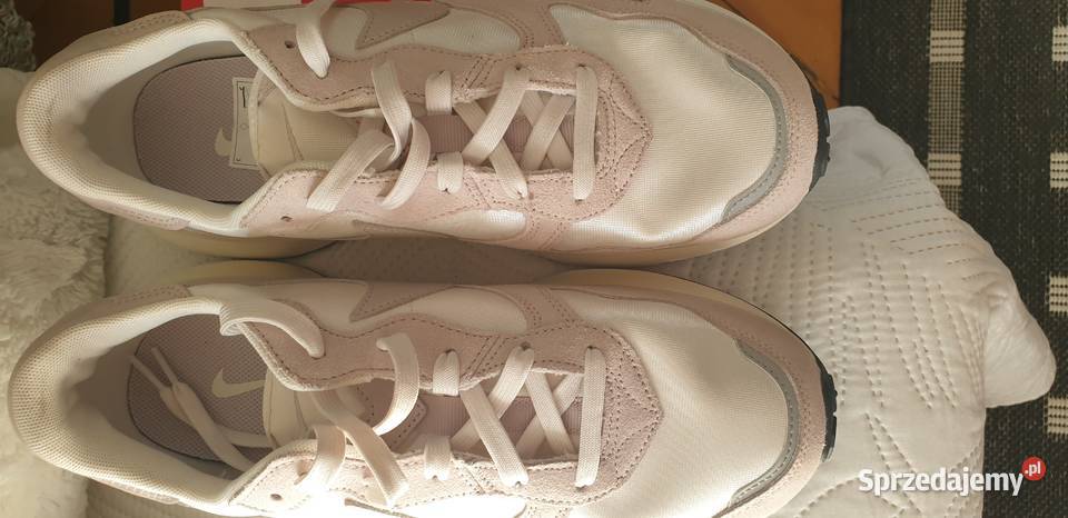 Nike Phoenix Waffle 44