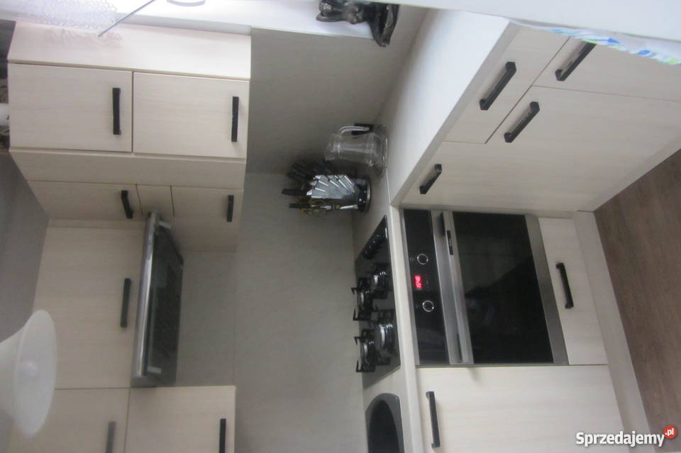 Sprzedam pokój z kuchna Brzeszcze