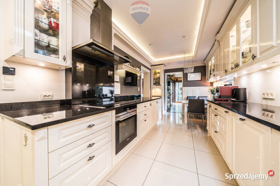 Dom wolnostojący Strzeszyn sprzedam