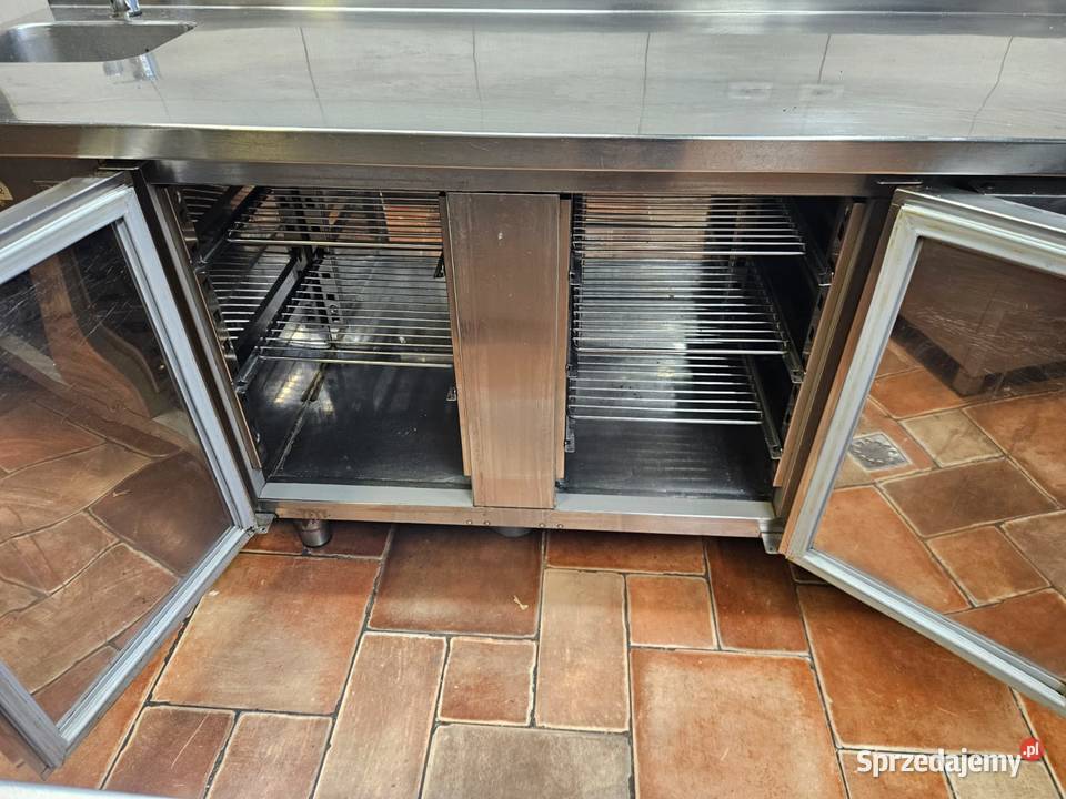 Stół chłodniczy 3 drzwiowy Dora Metal ze zlewem Pszczyna