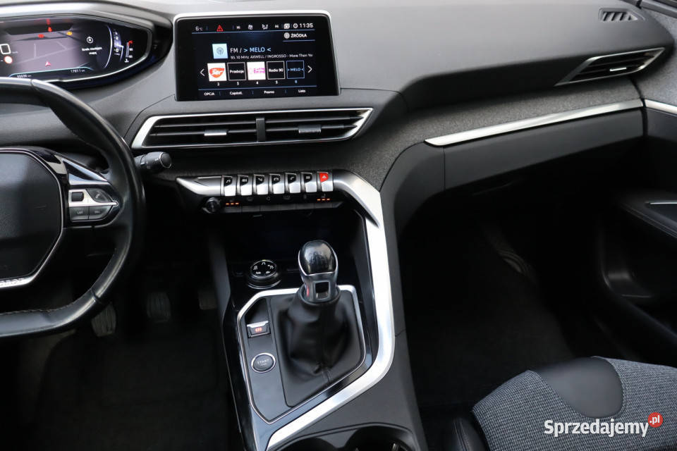 Peugeot 3008 12 PureTech światła LED Zabrze