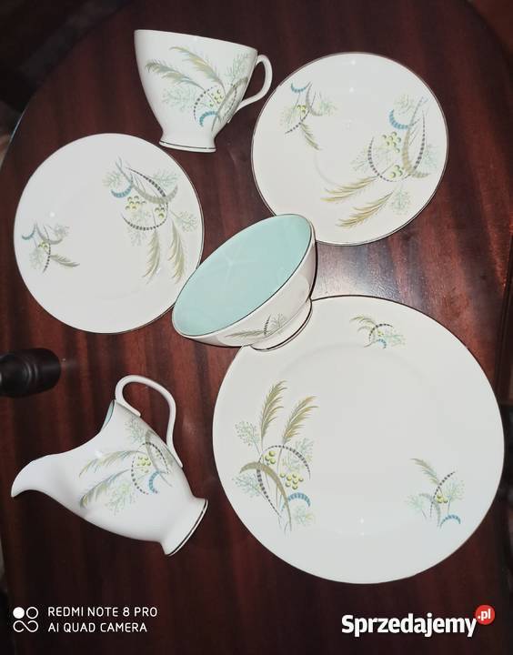 Mlecznik Royal Albert Festiwal Porcelana i szkło pomorskie Gdańsk