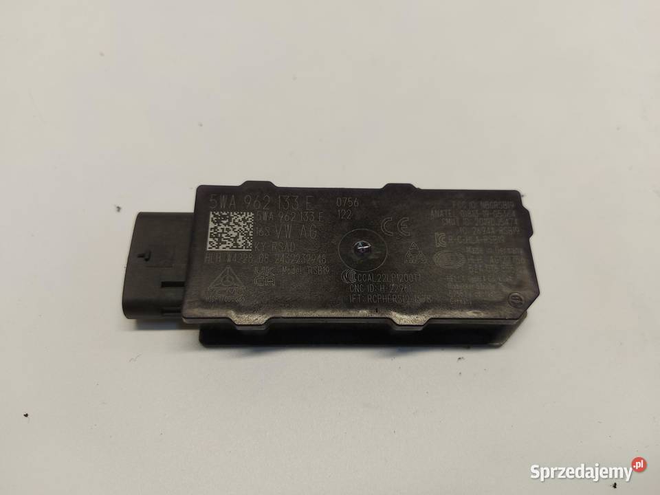 VW ID4 11A 2024r WZMACNIACZ ANTENY 5WA962133E