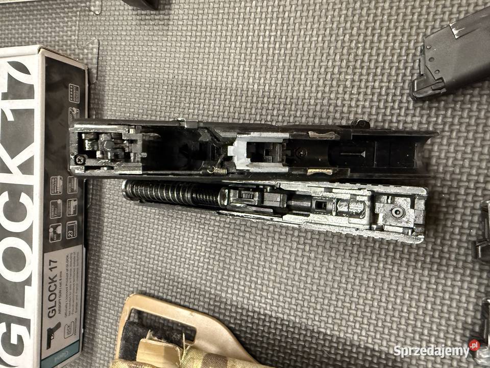 Glock 17 VFC gbb kabura latarka magazynki