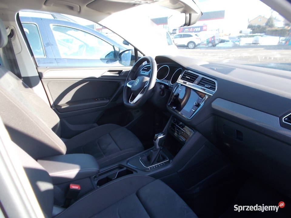 VW TIGUAN 15 benzynaAutomatsalon Polska Rok produkcji 2023 Dębica
