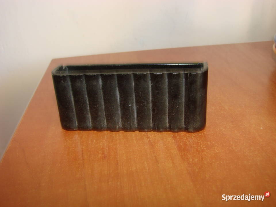 stara ebonitowa popielniczka samochodowa PRL Pruszcz Gdański