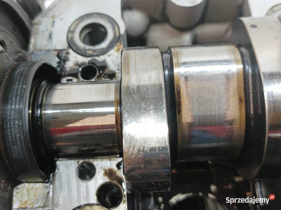 GŁOWICA KOMPLETNA 038103373R 19 TDI VW Głowice cylindrów sprzedam