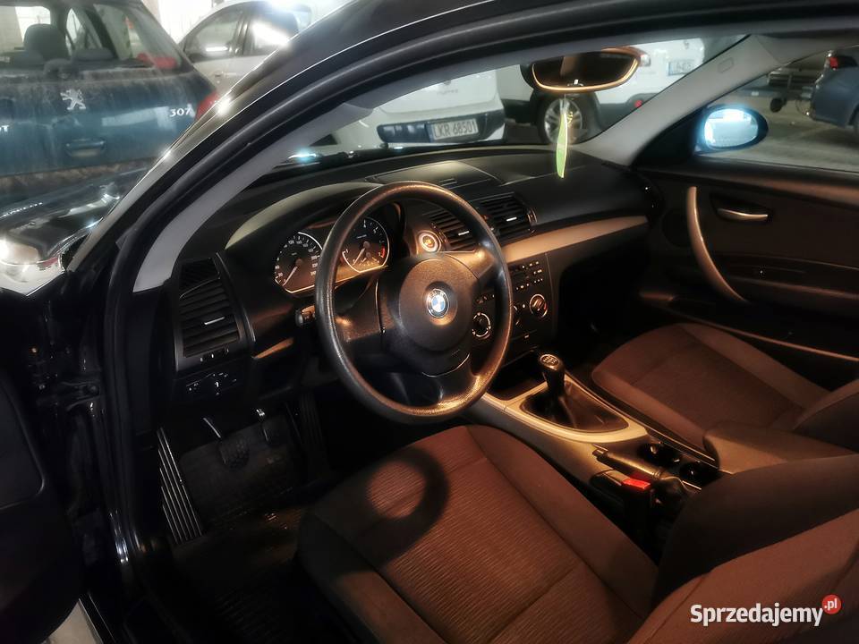 BMW 116i Czarne w oryginalnym lakierze ALU Hatchback