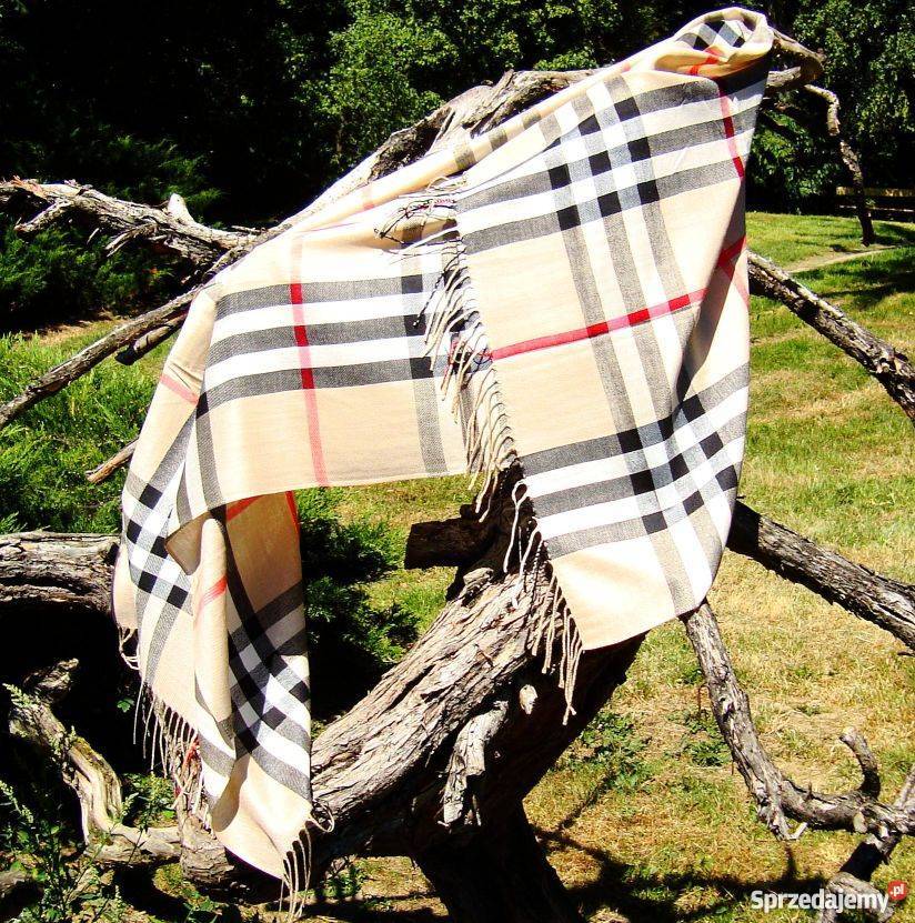 SZAL chusta burberry