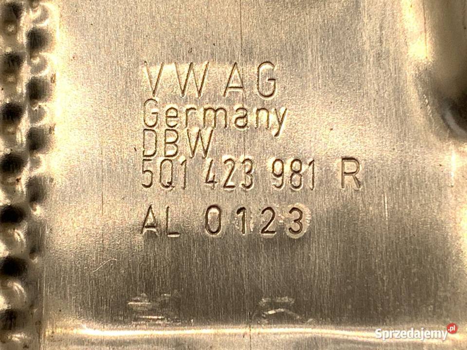 OSŁONA TERMICZNA SKODA SUPERB III 5Q1423981R