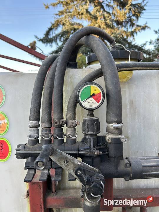 Opryskiwacz 12m 300l półmetek Jarochów sprzedam